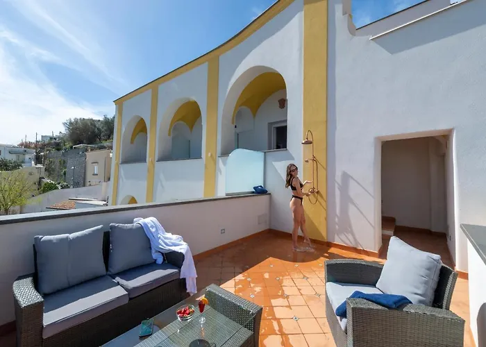 Albadamare Boutique Hotel